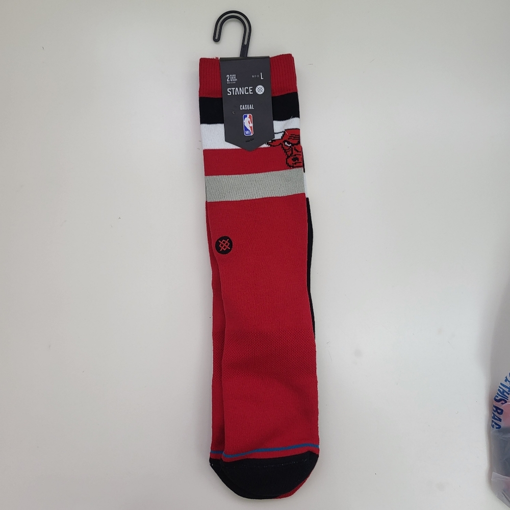 NEW Stance Casual NBA Chicago Bulls 2 Pair Red Socks Black Socks Large Men 9-13
